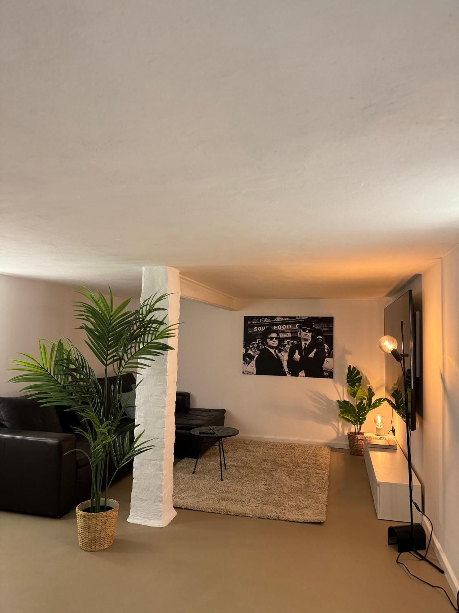 Stilvolle Wohnung In Wilmersdorf Berlin Extérieur photo